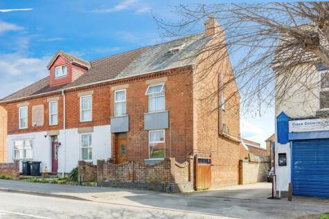 Higham Road, Rushden