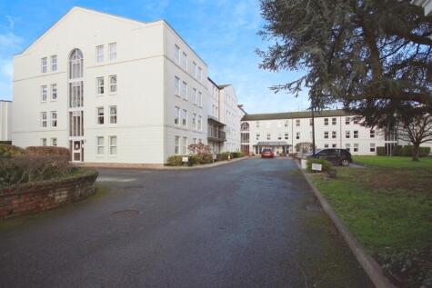 Binswood Avenue, Leamington Spa