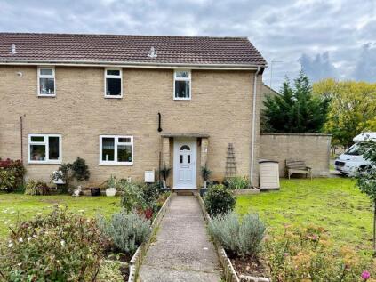 Deanesly Way, Wincanton