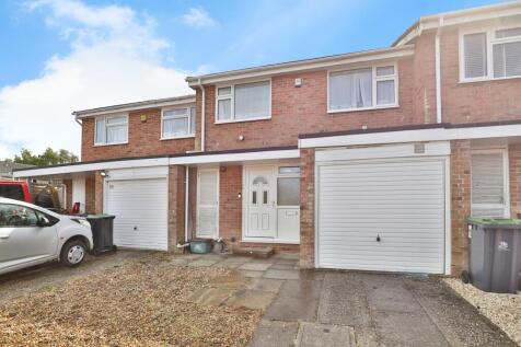 Tamar Close, Ferndown