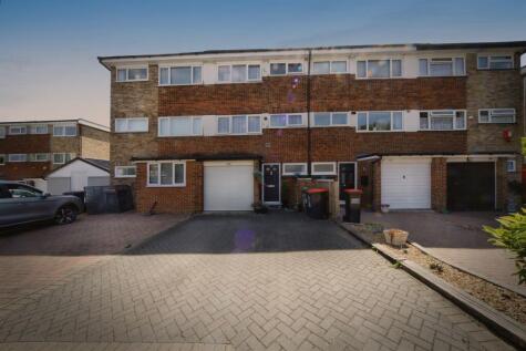 St. Michaels Avenue, Houghton Regis, Dunstable