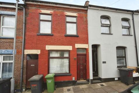 Warwick Road West, Luton