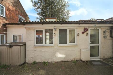 Wellington Street, Luton