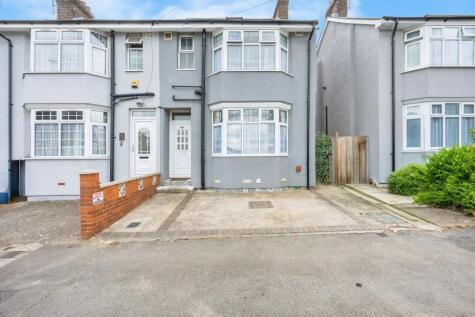 St. Augustine Avenue, Luton