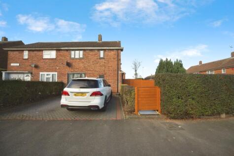 Mangrove Road, Luton