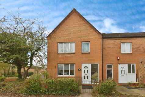 Polruan Place, Fishermead, Milton Keynes