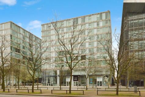 Rillaton Walk, Milton Keynes