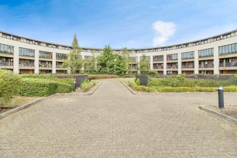 Huntley Crescent, Milton Keynes