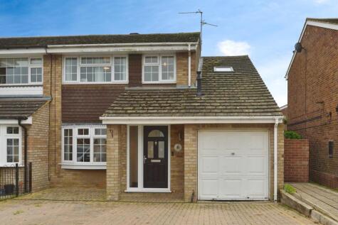 Glebe Road, Deanshanger, MILTON KEYNES