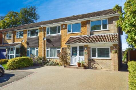 Saberton Close, Redbourn, St. Albans