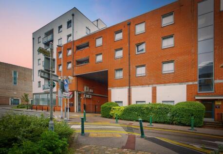 Loates Lane, Watford