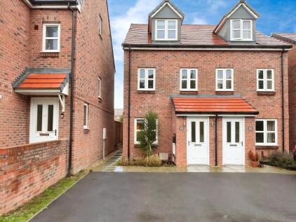 Ivie Place, Salisbury
