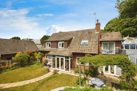 Furlong Way, Shrewton, Salisbury