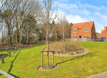 Brockway Close, Amesbury, SALISBURY