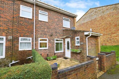 Camelot Close, Andover