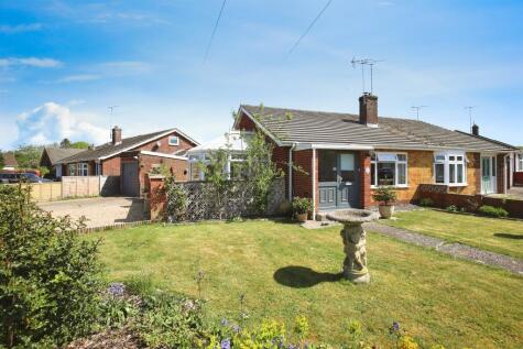 Byron Close, Ludgershall, Andover