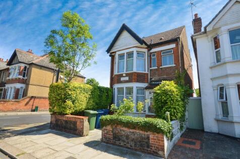 Cunningham Park, HARROW