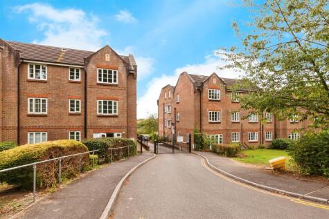 Gatton Park Road, Redhill