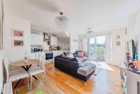 Chaldon Road, Caterham