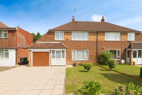 Westway Gardens, Redhill