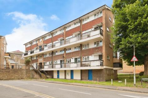 Sincots Road, Redhill