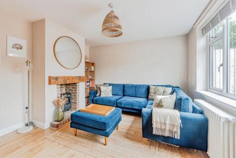 Sunstone Grove, Merstham, Redhill