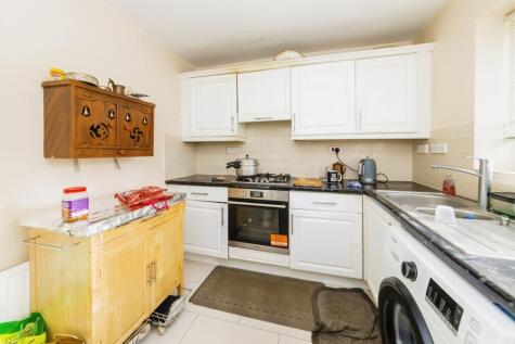 Benjamin Road, Maidenbower, Crawley