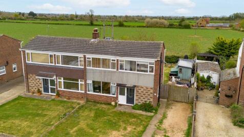 Newcombe Close, Milcombe, Banbury