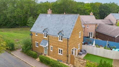 Oak Farm Close, Milcombe, Banbury