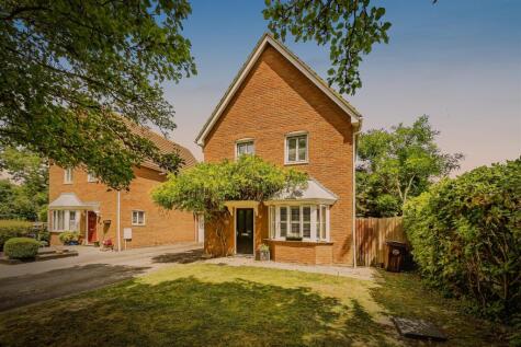 The Burnhams, Aston Clinton, AYLESBURY