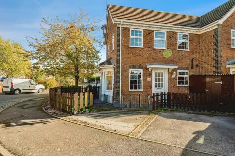 Avocet Way, Aylesbury