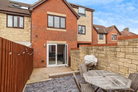 Chapel Close, Melksham