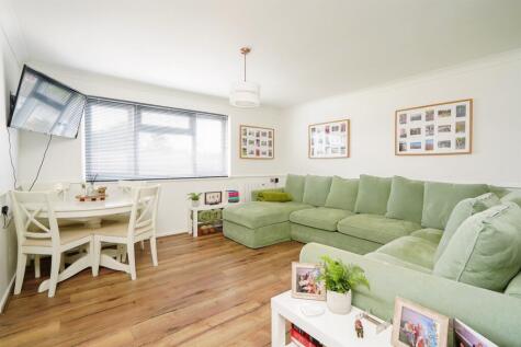 Laburnum Grove, Didcot