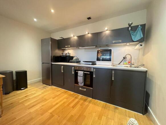 Open Plan Kitchen / Lounge