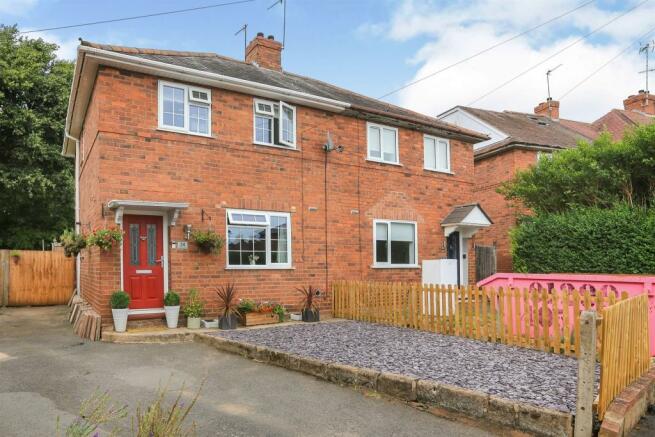 2 bedroom semi-detached house for sale in Gibbons Crescent, Stourport ...