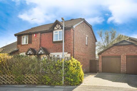 Saddleback Road, Shaw, Swindon