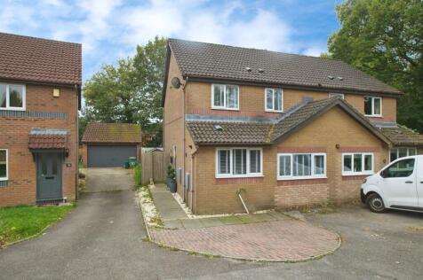 Cae'r Gerddi, Church Village, Pontypridd