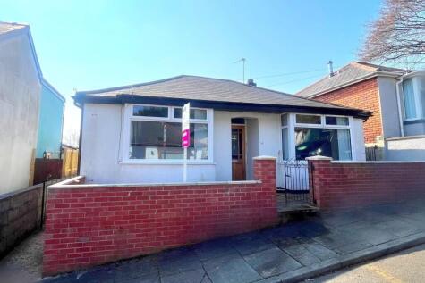 Wellington Street, Tongwynlais, CARDIFF