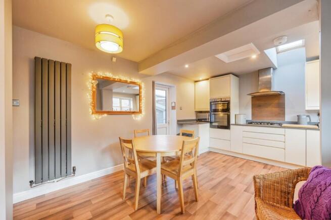 Kitchen Diner:
