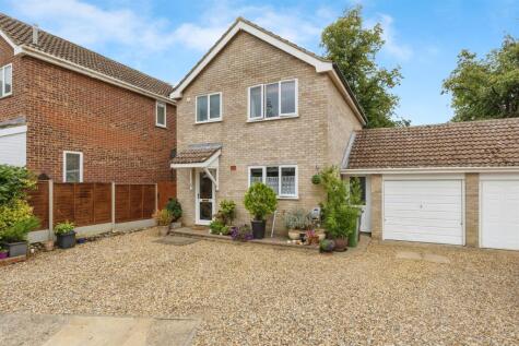 Queens Court, Attleborough