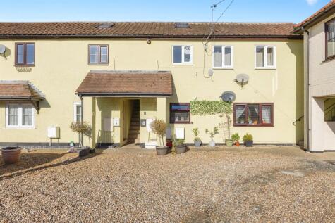 Station Road, Attleborough