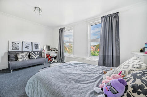 Langford Road, London