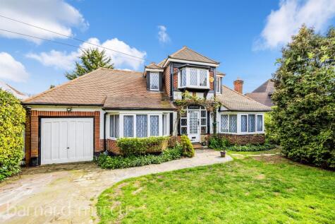 Tattenham Crescent, Epsom