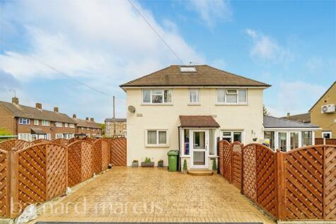 Staines upon Thames - 3 bedroom end of terrace house for sale