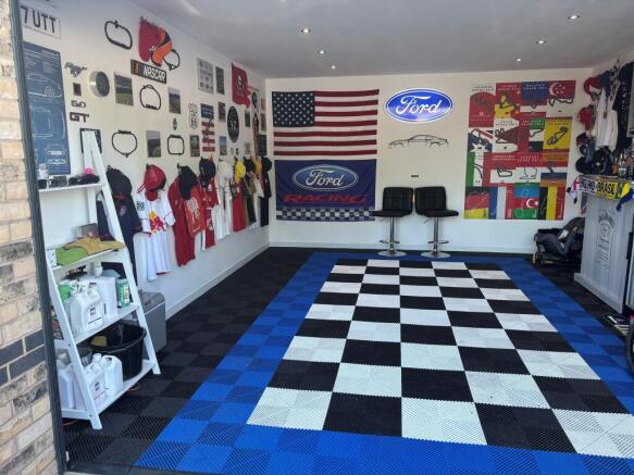 Single Garage