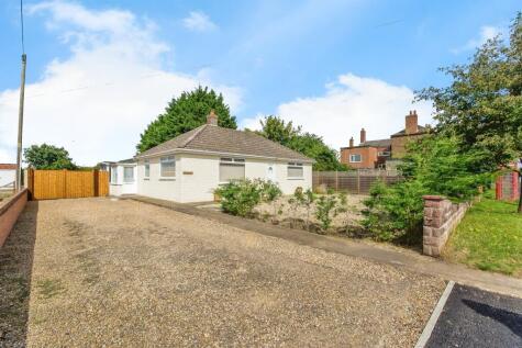 Main Road, New Bolingbroke, Boston