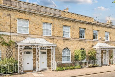 Courtenay Square, London