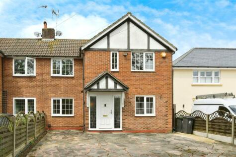 Waltham Abbey - 4 bedroom semi-detached house for sale