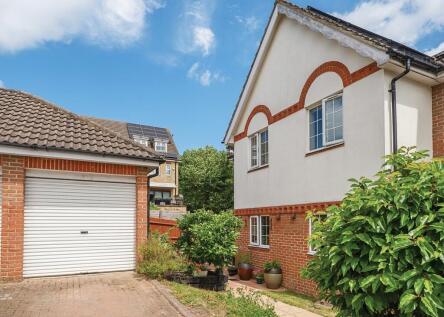 Osier Crescent, LONDON