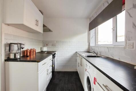 Parkwood Court, NOTTINGHAM